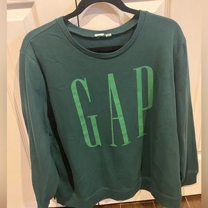 GAP crewneck